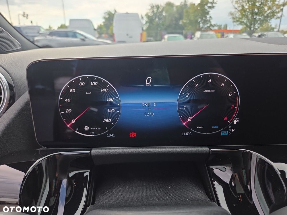 Mercedes-Benz GLA 200 mHEV AMG Line 7G-DCT - 12