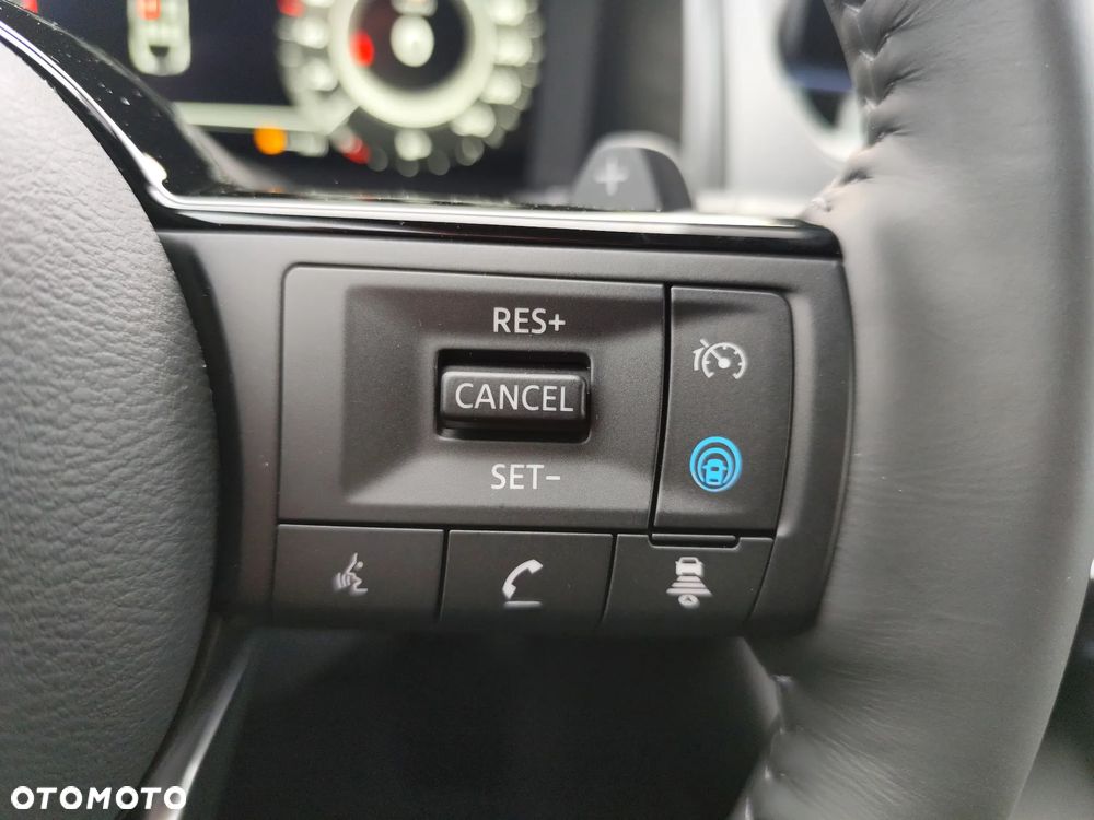 Nissan Qashqai 1.3 DIG-T MHEV Tekna Xtronic - 24