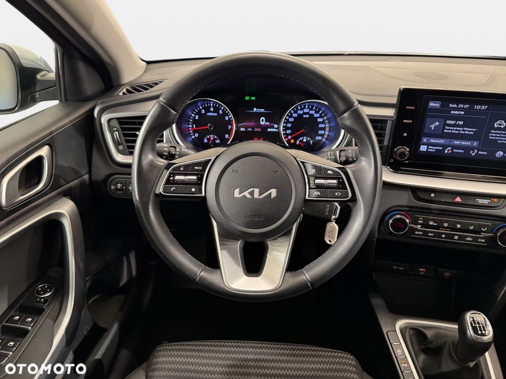 Kia Ceed - 14
