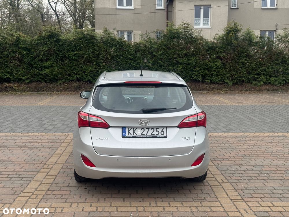Hyundai i30 1.4 CRDi Premium - 5