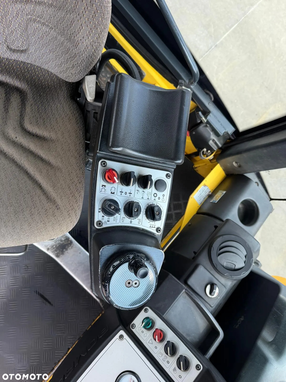 Bomag BW 174 AP-4 - 13