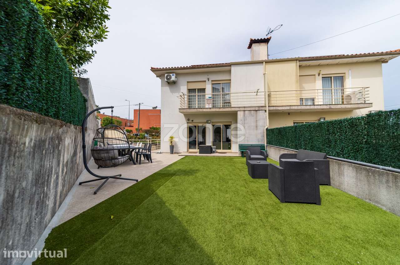Moradia T4 renovada | Caldelas - Grande imagem: 3/40