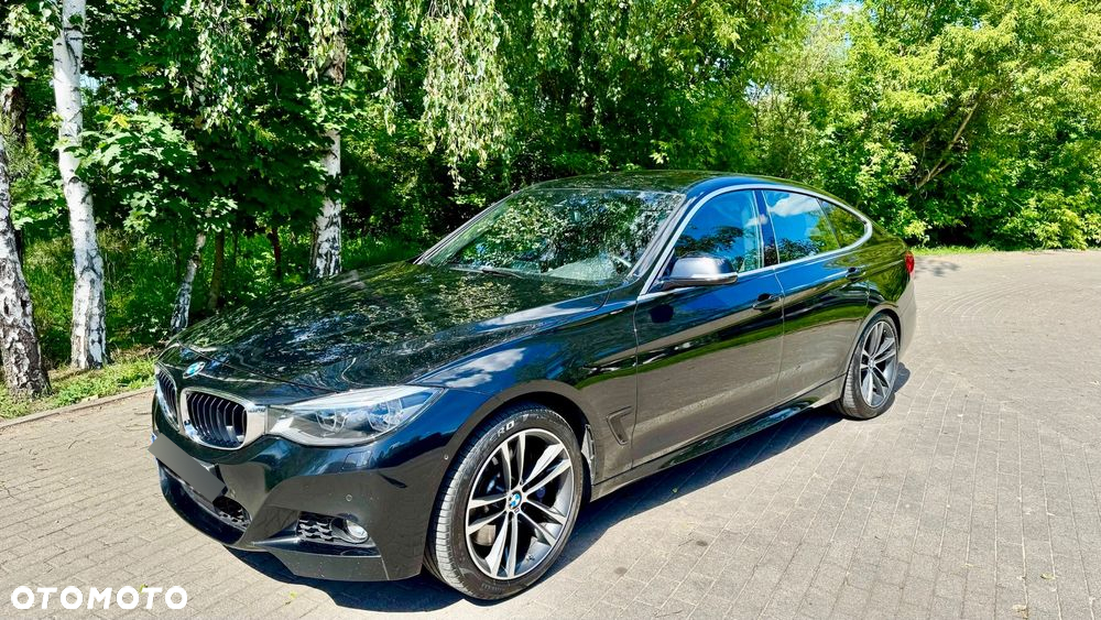 BMW 3GT 330i xDrive M Sport - 2