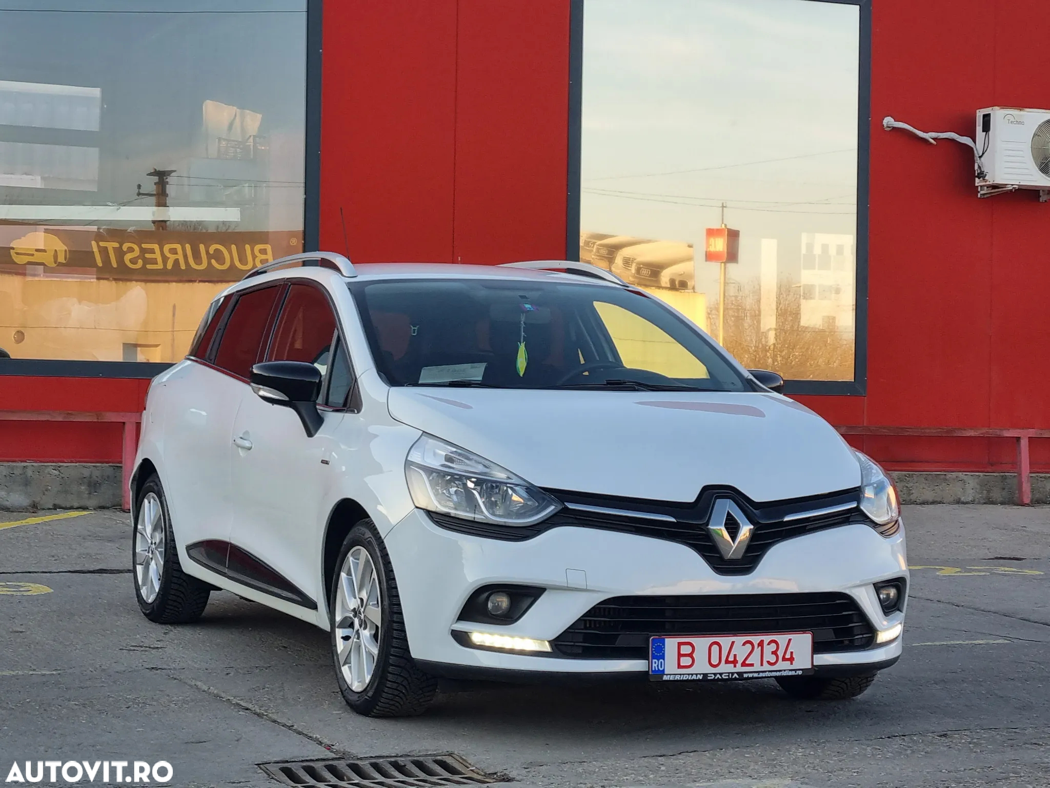 Renault Clio ENERGY TCe 90 Start & Stop LIMITED - 11