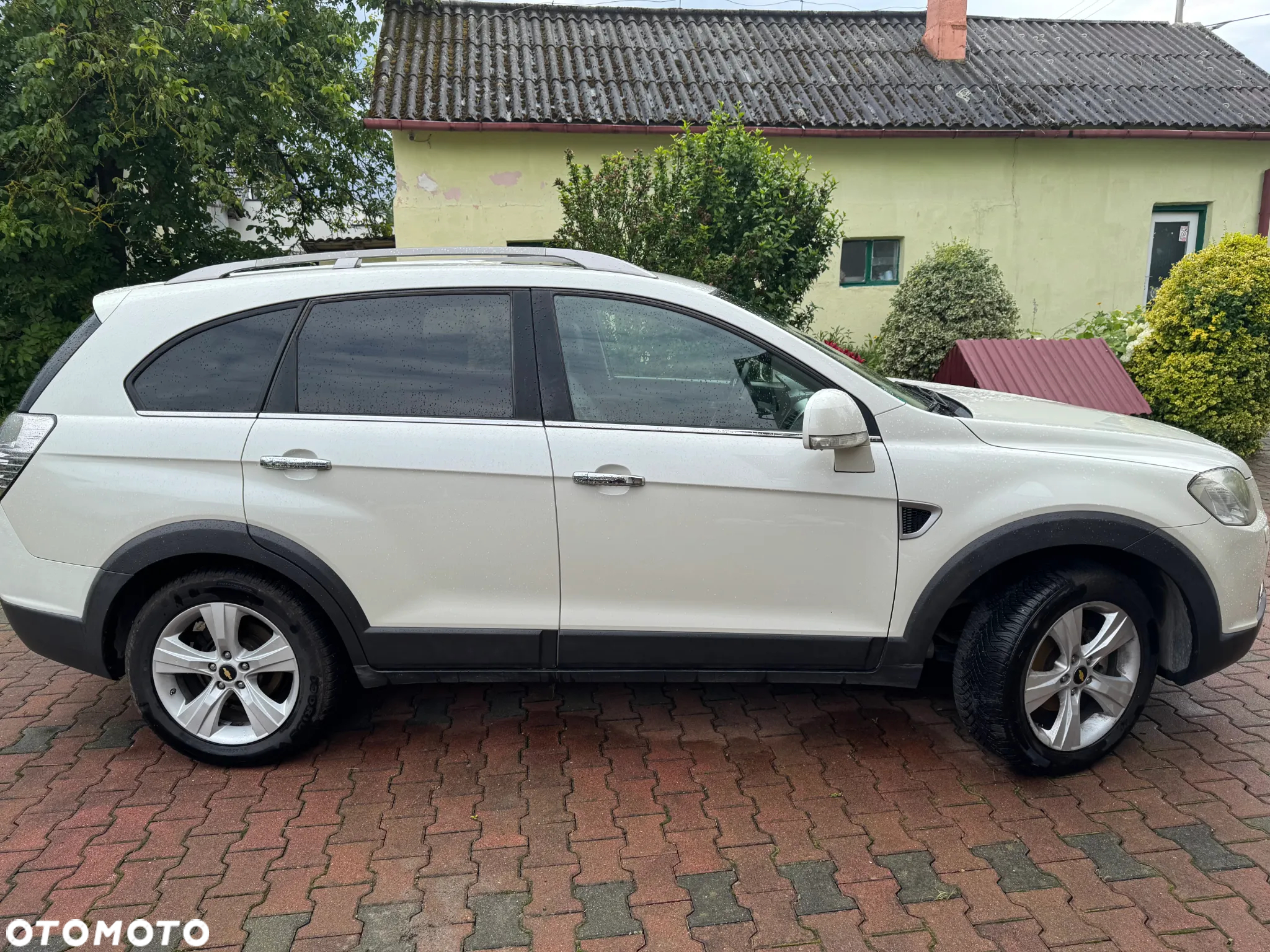 Chevrolet Captiva 2.0 4WD 7 Sitzer LT Exclusive - 3