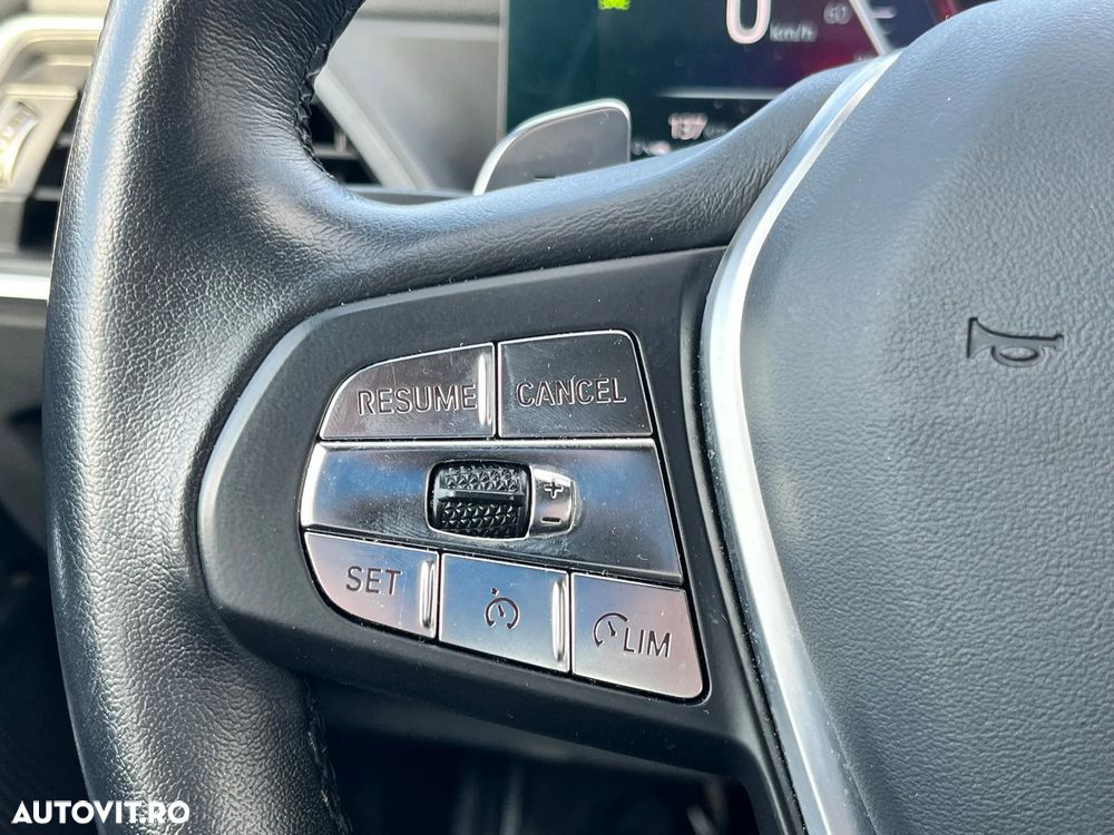 BMW Seria 3 320d xDrive AT MHEV - 15