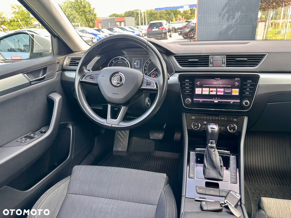 Skoda Superb 2.0 TDI Style DSG - 29