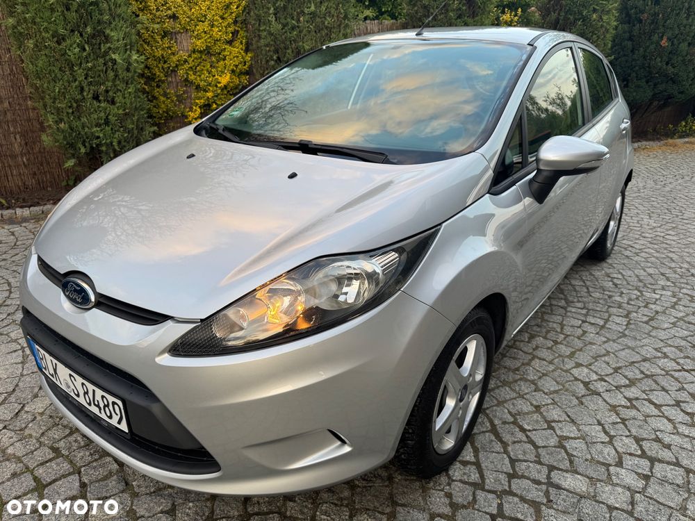 Ford Fiesta 1.25 Champions Edition - 4