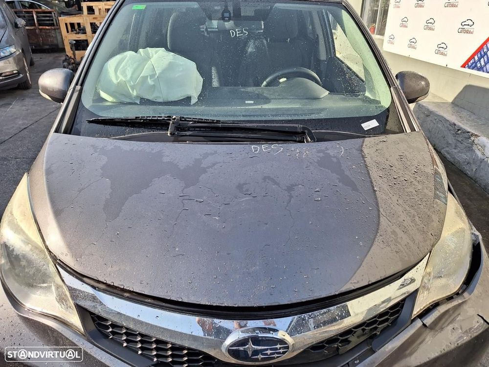 CAPÔ SUBARU TREZIA - 1