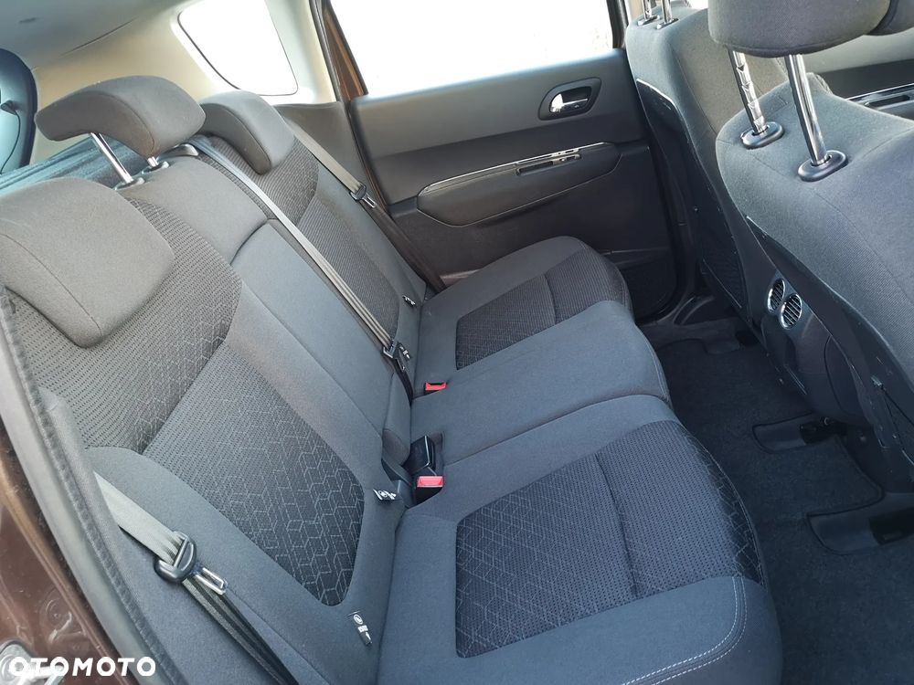 Peugeot 3008 1.6 Premium - 16