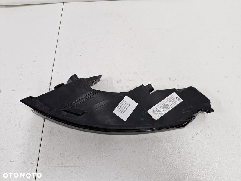 PORSCHE TAYCAN 9J1 LAMPA LEWY TYŁ TYLNA LEWA 9JA945095A - 8