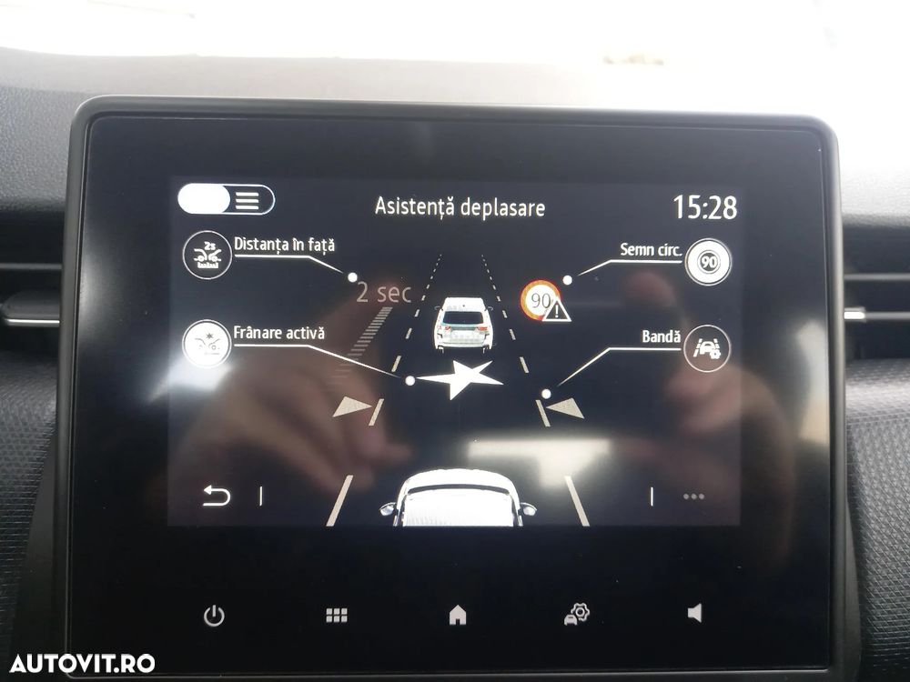 Renault Clio TCe 90 X-tronic BUSINESS EDITION - 27