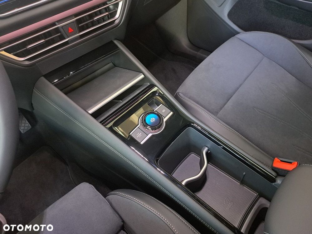 Volkswagen Tiguan - 21