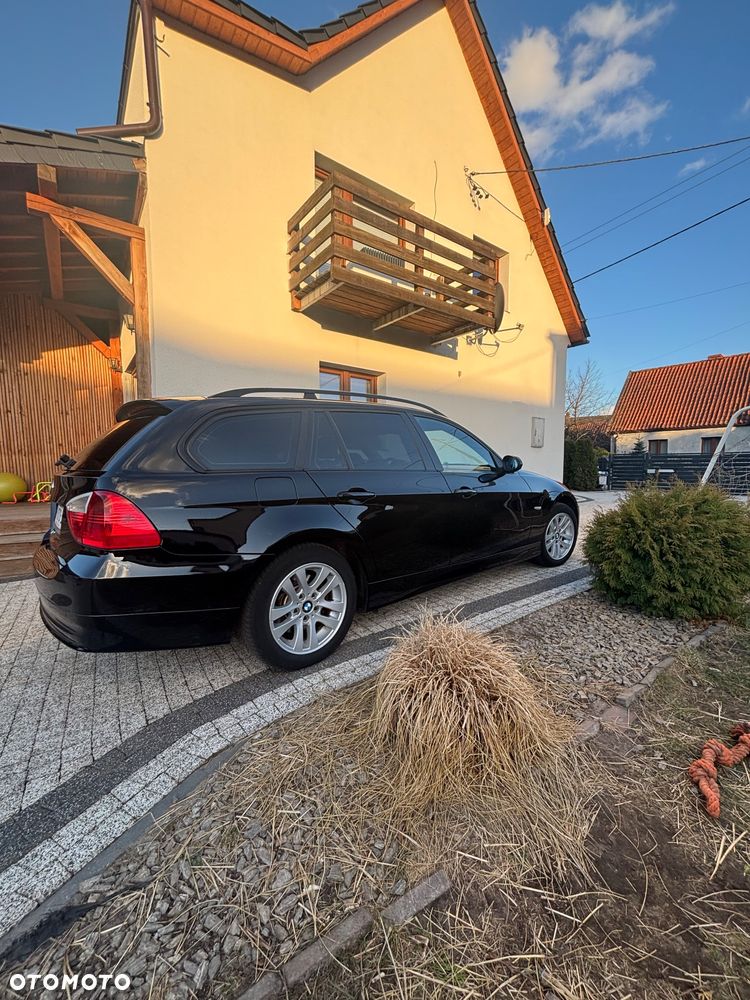 BMW Seria 3 318i Edition Exclusive - 6