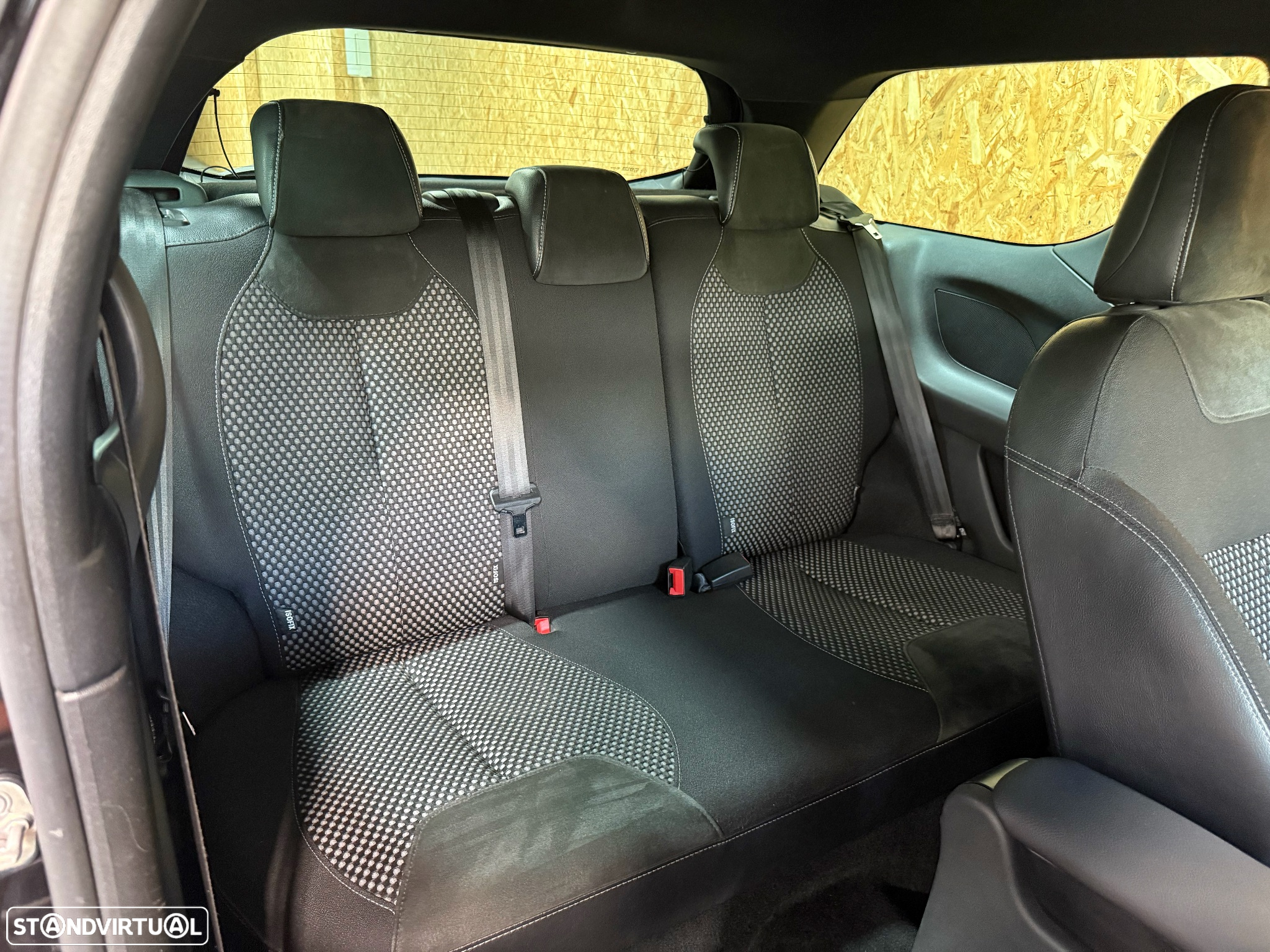 Citroën DS3 1.6 HDi Airdream Sport Chic - 18