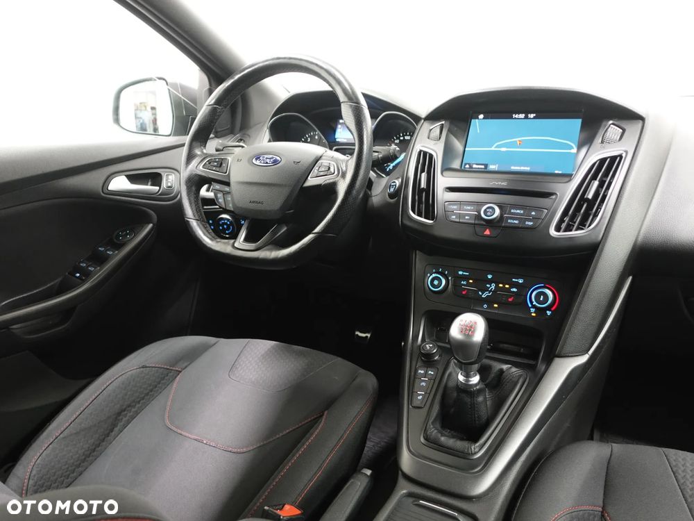 Ford Focus 1.5 EcoBoost ST-Line Black ASS - 31