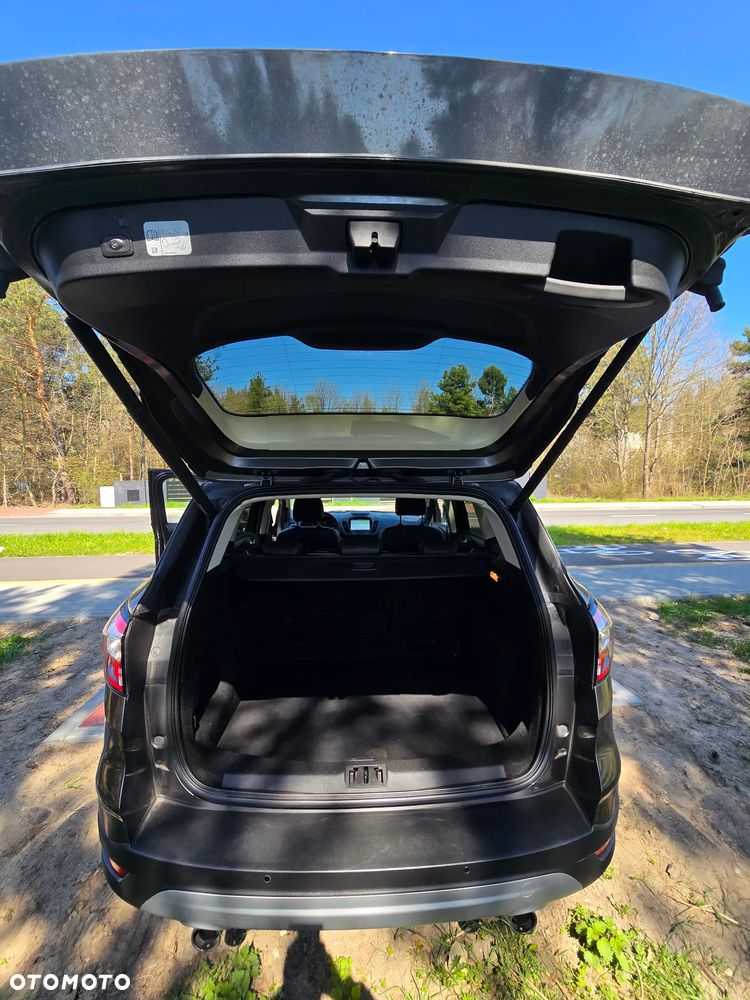 Ford Kuga 1.5 EcoBoost 2x4 Titanium - 26