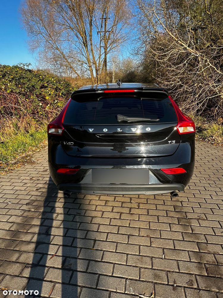 Volvo V40 T3 Drive-E Momentum - 4