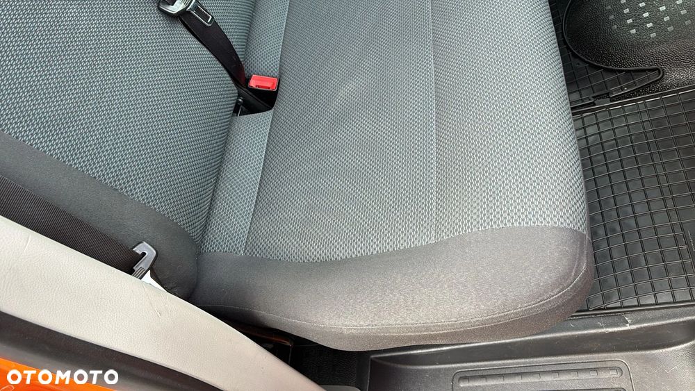 Volkswagen Transporter - 22