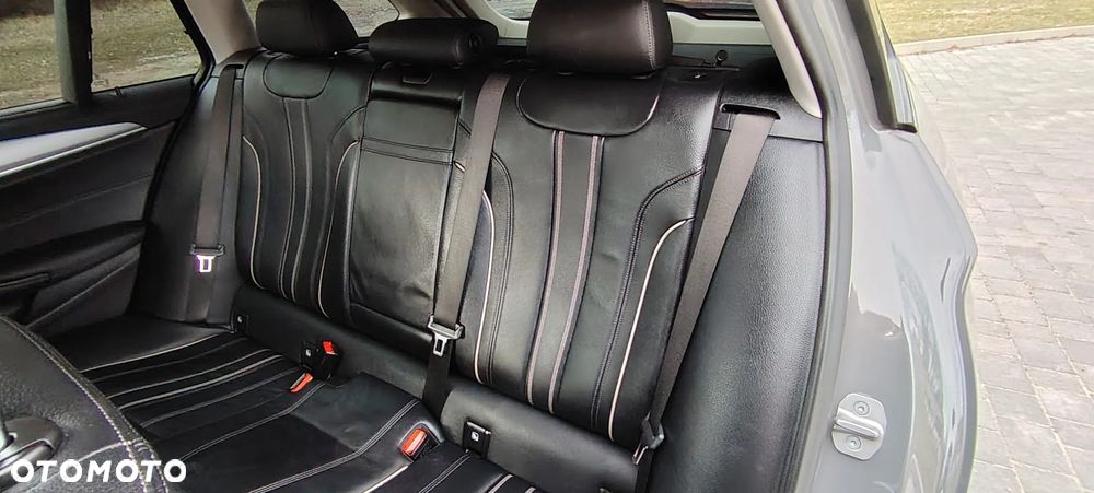 BMW Seria 5 530e Luxury Line - 23