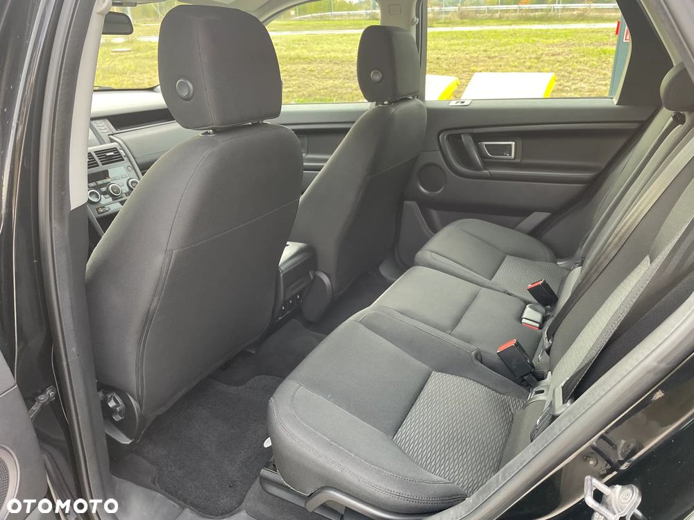 Land Rover Discovery Sport 2.0 eD4 HSE - 11