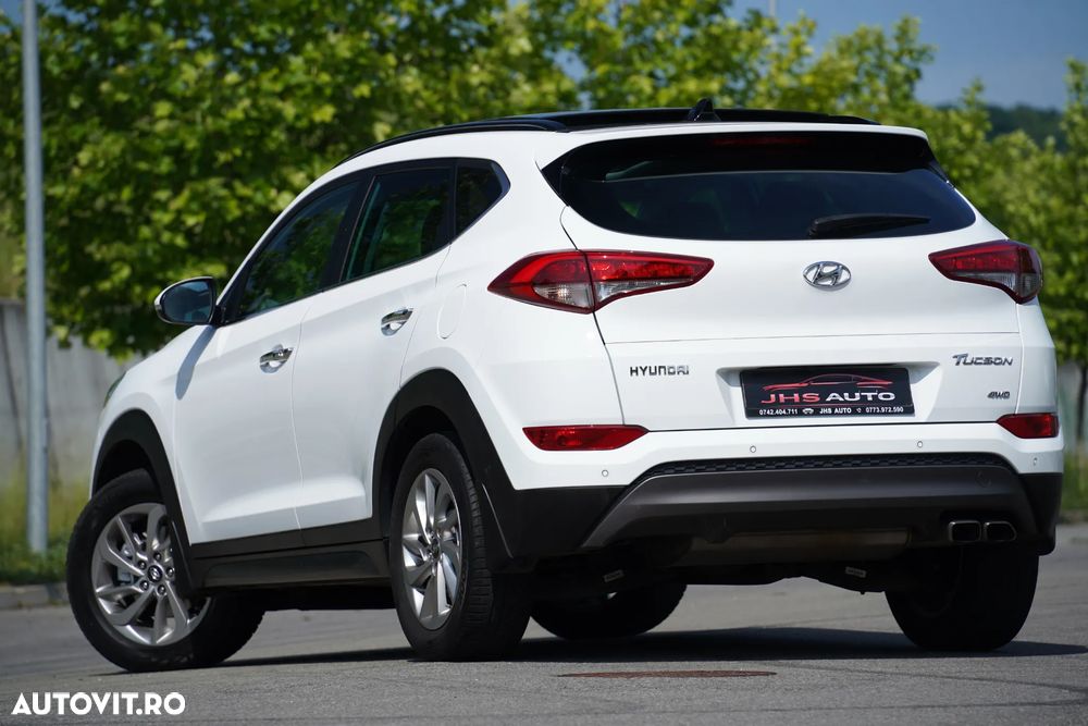 Hyundai Tucson 2.0 CRDI 4WD 6AT Luxury+ - 3