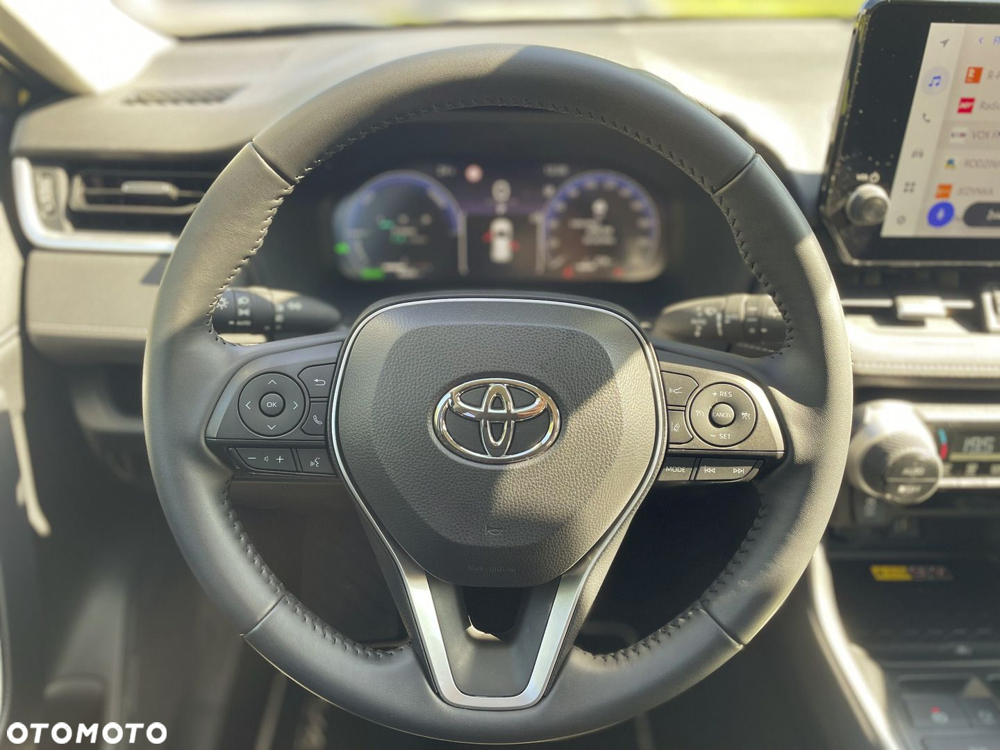 Toyota RAV4 - 16