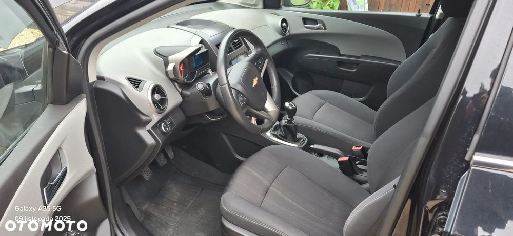 Chevrolet Aveo - 12