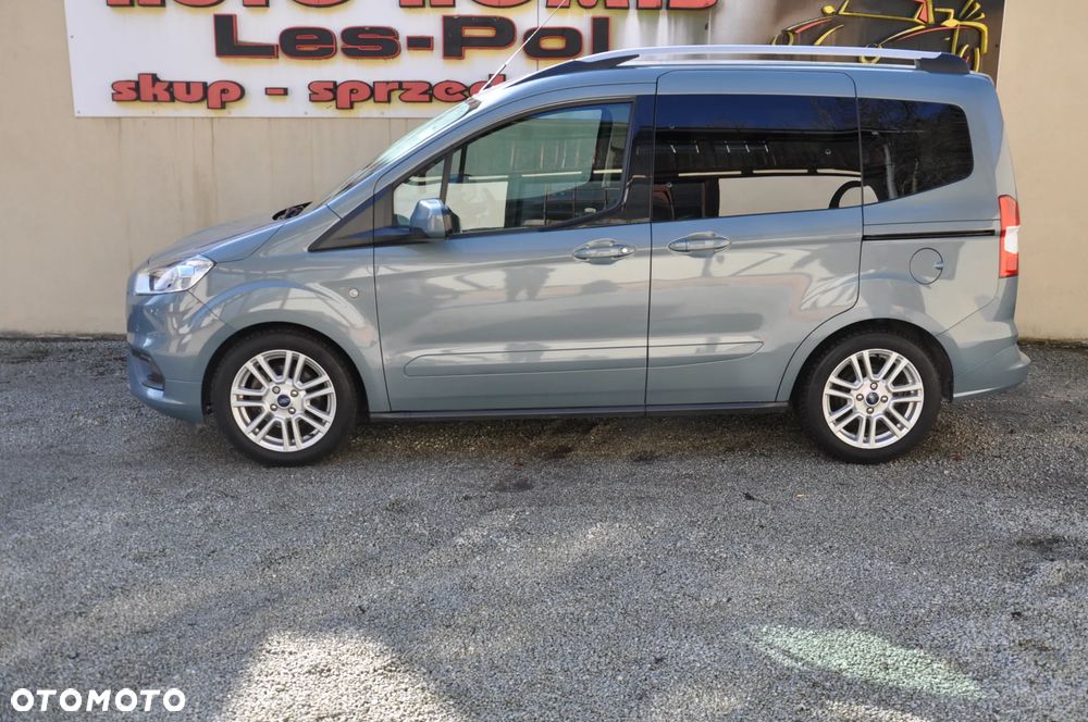Ford Tourneo Courier - 8