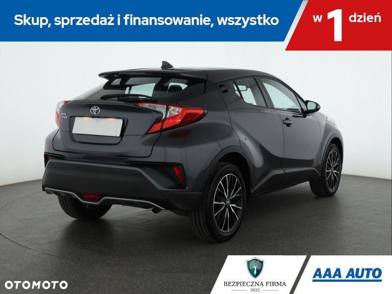 Toyota C-HR - 6
