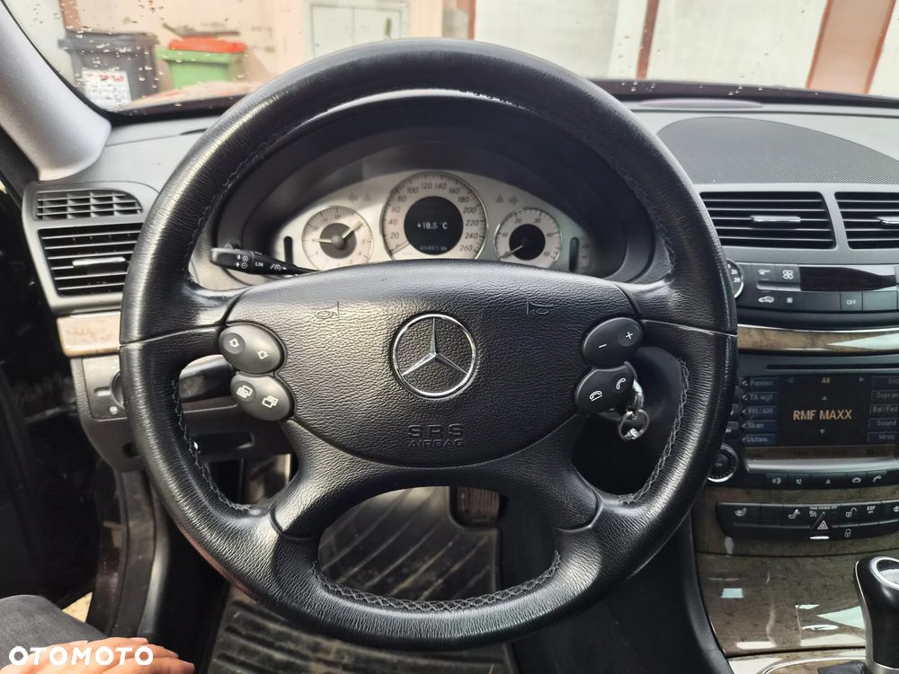 Mercedes-Benz Klasa E 320 CDI Avantgarde - 13