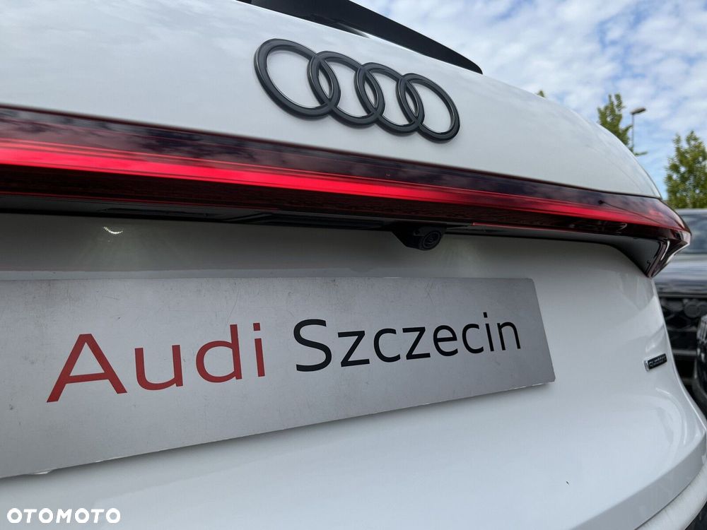 Audi Q5 Sportback - 13