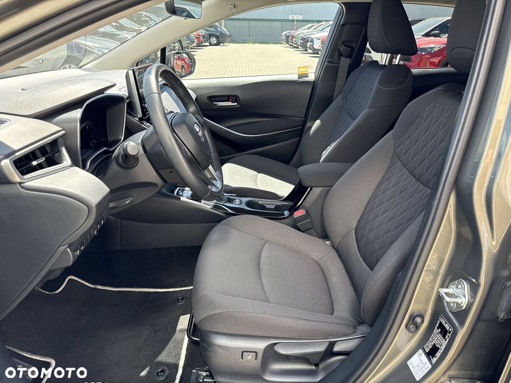 Toyota Corolla 1.8 Hybrid Comfort - 13