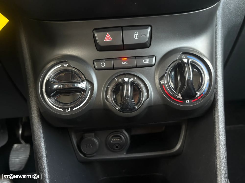 Peugeot 208 1.6 BlueHDi Active - 15