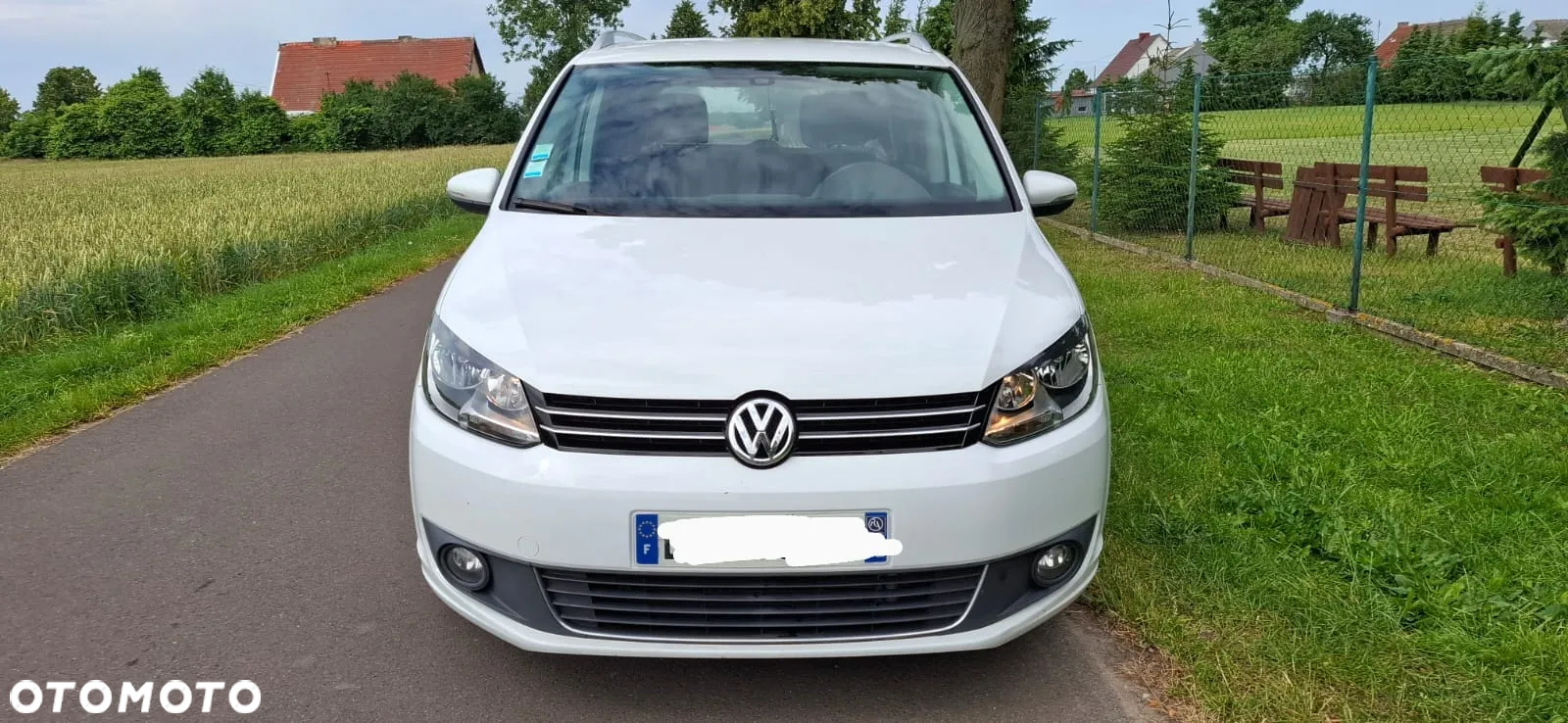 Volkswagen Touran 2.0 TDI DPF Comfortline DSG - 2