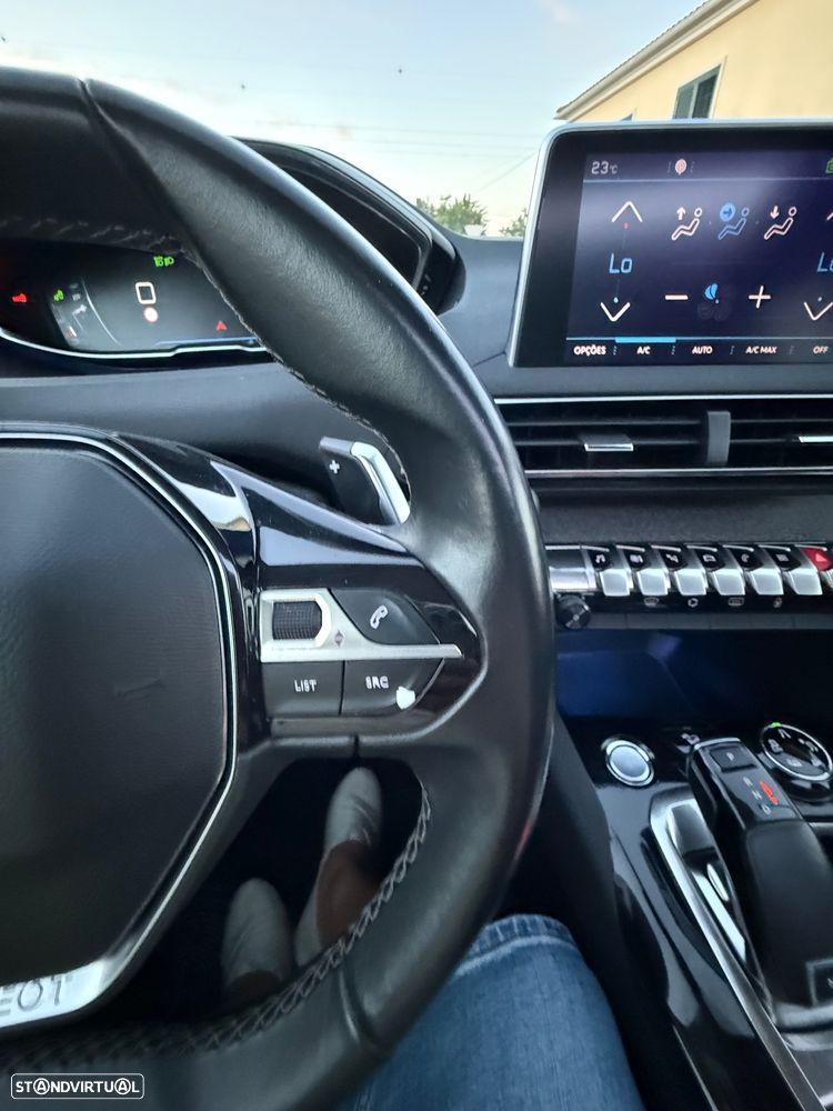 Peugeot 3008 PureTech 130 Stop & Start GPF EAT8 Crossway - 31