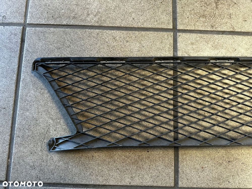 Kratka środkowa zderzaka przedniego TYPE-R Honda Civic X TYPE-R 17-21 - 2