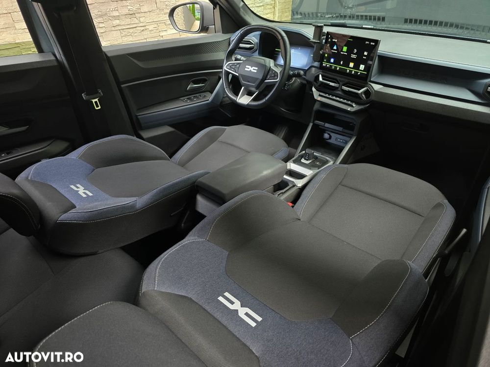 Dacia Duster HEV 140 Journey - 11