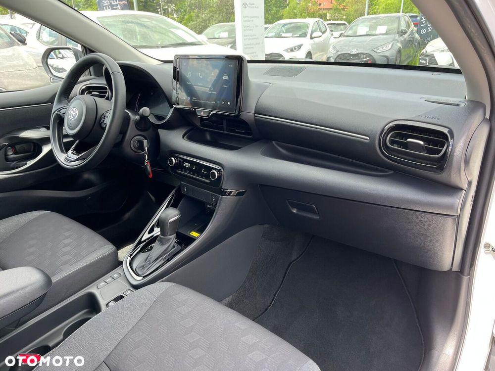 Toyota Yaris Hybrid 1.5 Style - 6