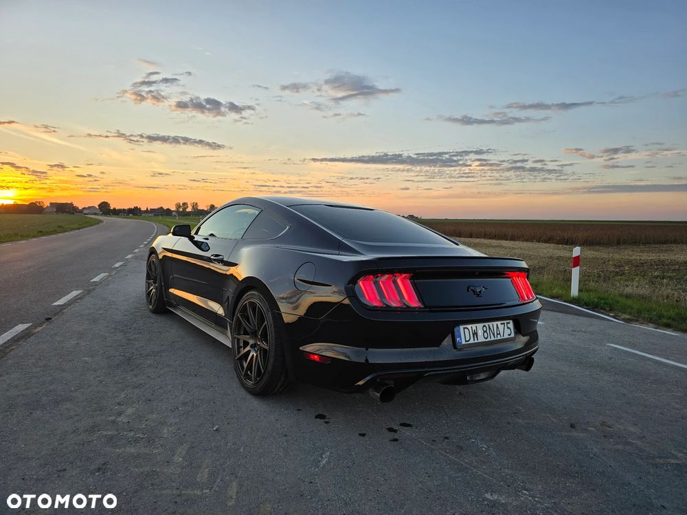 Ford Mustang 2.3 EcoBoost - 5