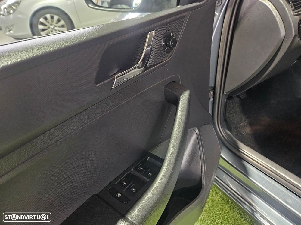 Skoda Rapid Spaceback 1.2 TSi Ambition - 7