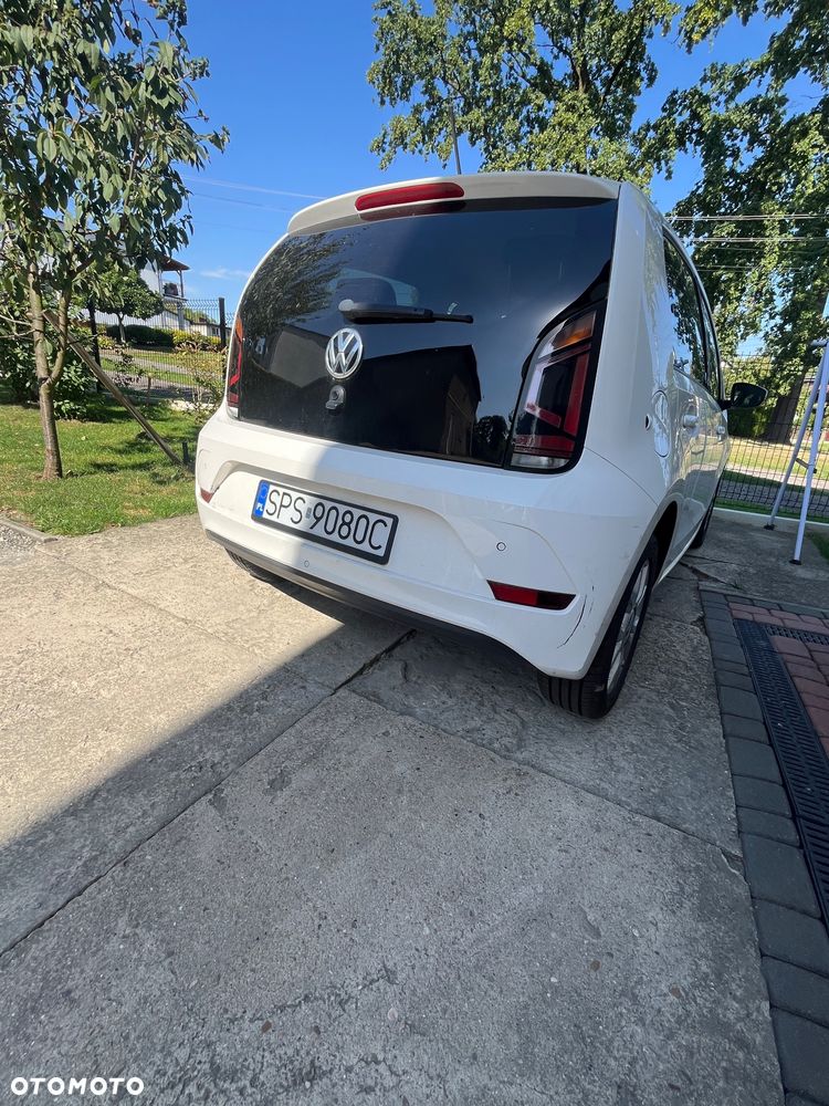 Volkswagen up! sound - 4