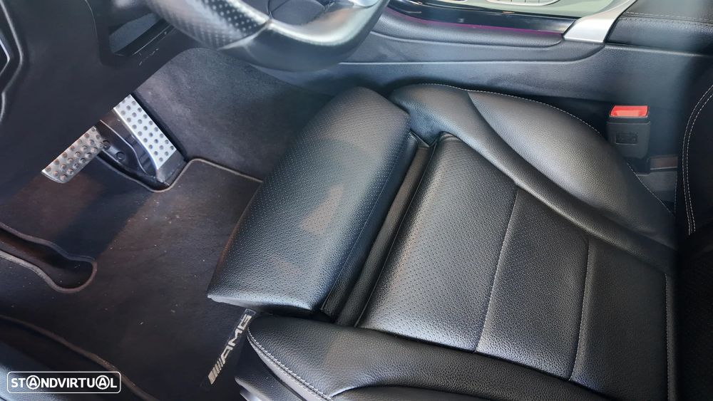 Mercedes-Benz GLC 300 de Coupe 4Matic 9G-TRONIC AMG Line Plus - 35