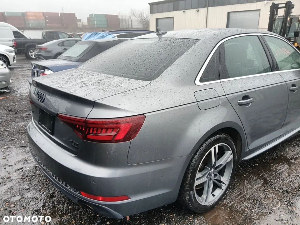 Audi A4 Limousine - 22