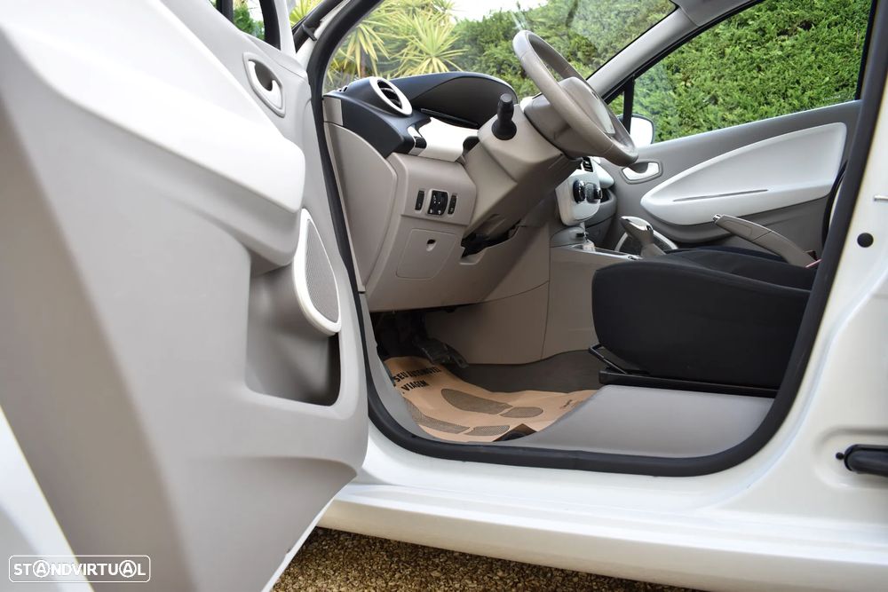 Renault Zoe (c/ Bateria) 22 kwh Life - 9