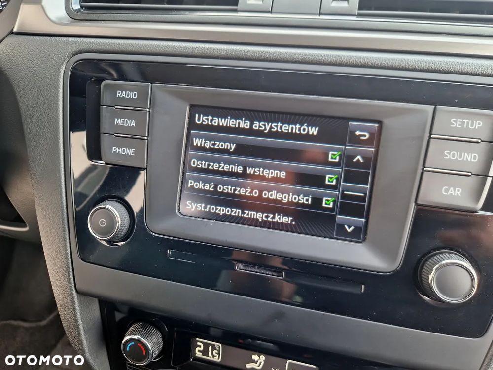 Skoda RAPID Spb 1.6 TDI DPF Joy - 31