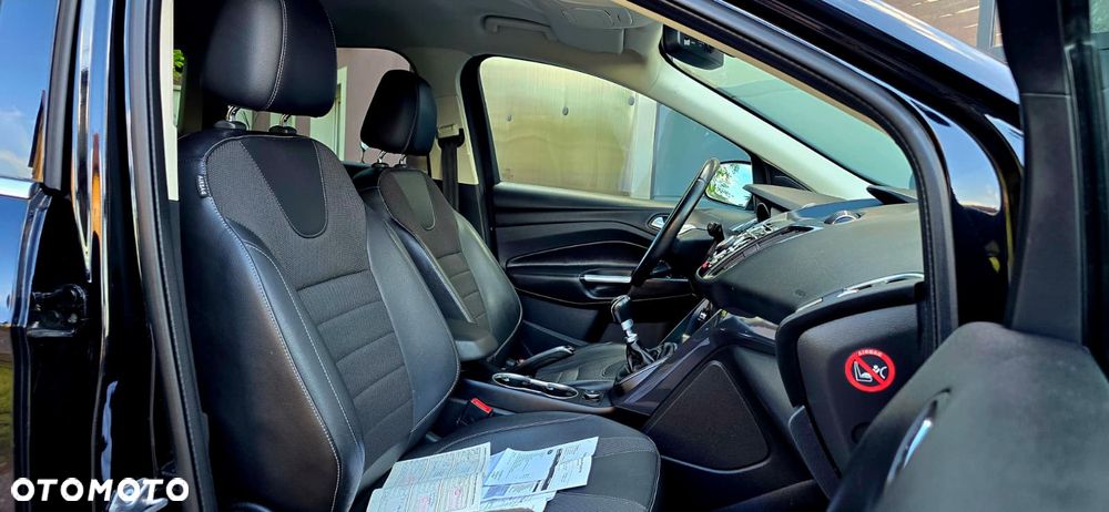 Ford Kuga - 20