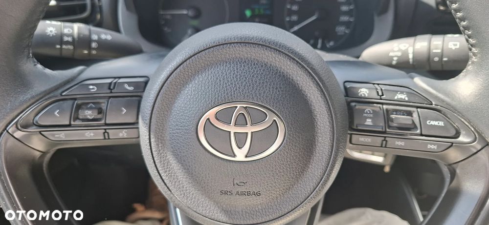 Toyota Yaris - 7