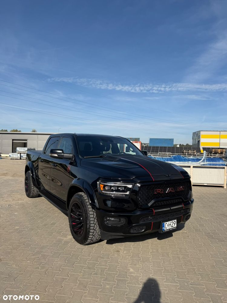 Dodge RAM 5.7 4x4 - 9