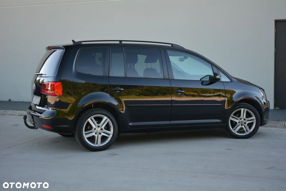 Volkswagen Touran 1.6 TDI BMT Comfortline - 16